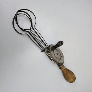 Antique 1920's A&J Hand Crank Mixer Egg Beater Wood Handle‎
